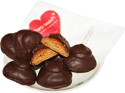 Lebkuchen mit Fruchtflle und Schokoladenberzug